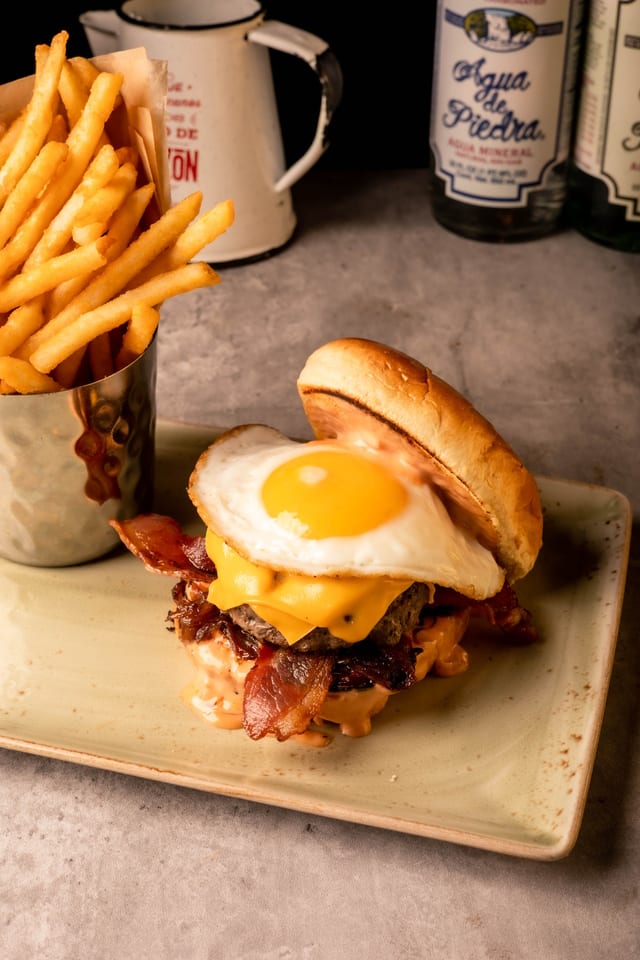 BRUNCH BURGER.
