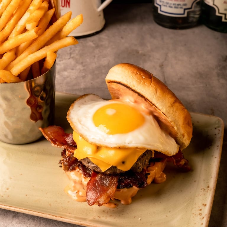 Brunch Burger Delight